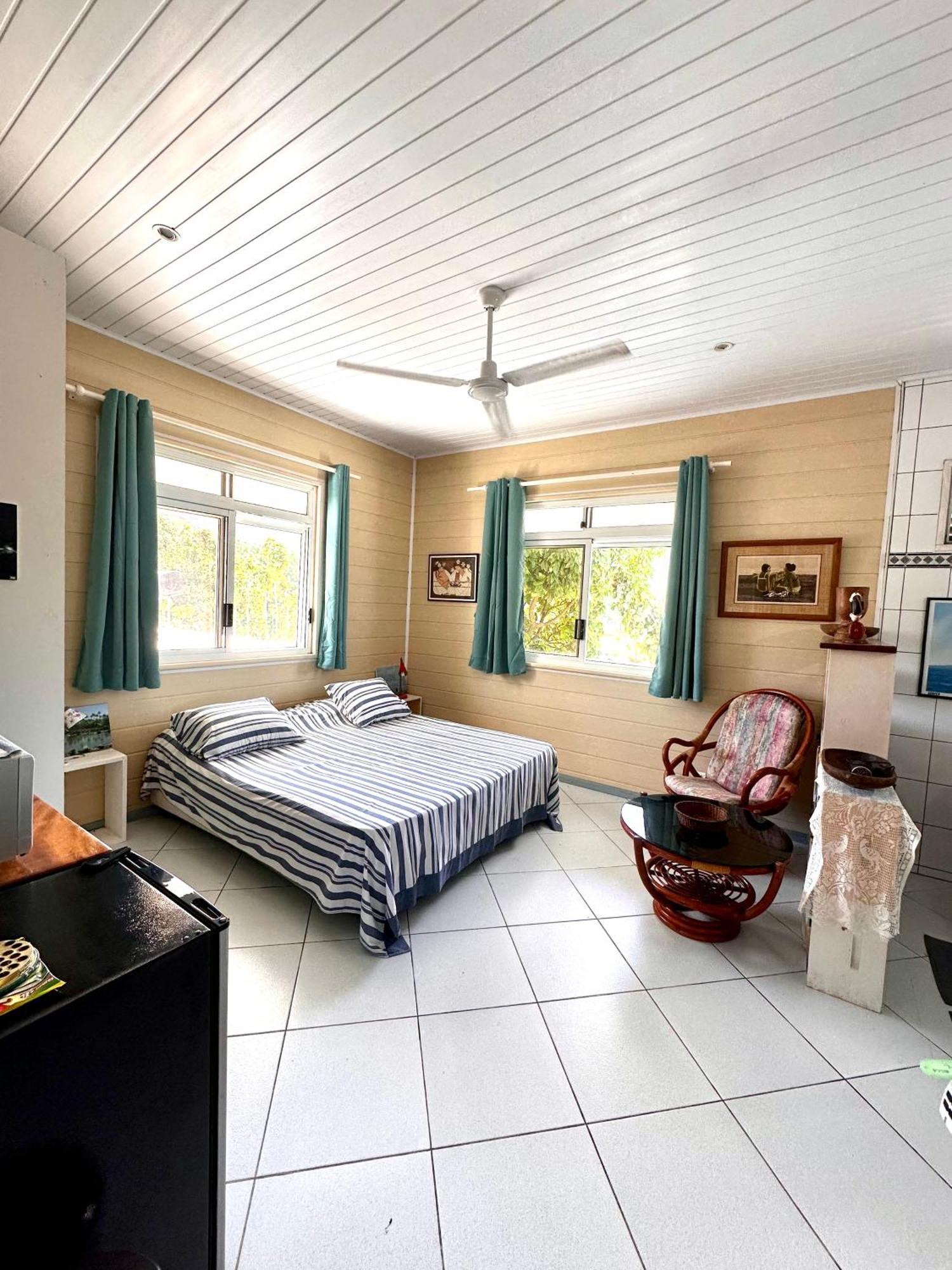Meri Lodge Huahine « Room Of Marta » Fare Dış mekan fotoğraf