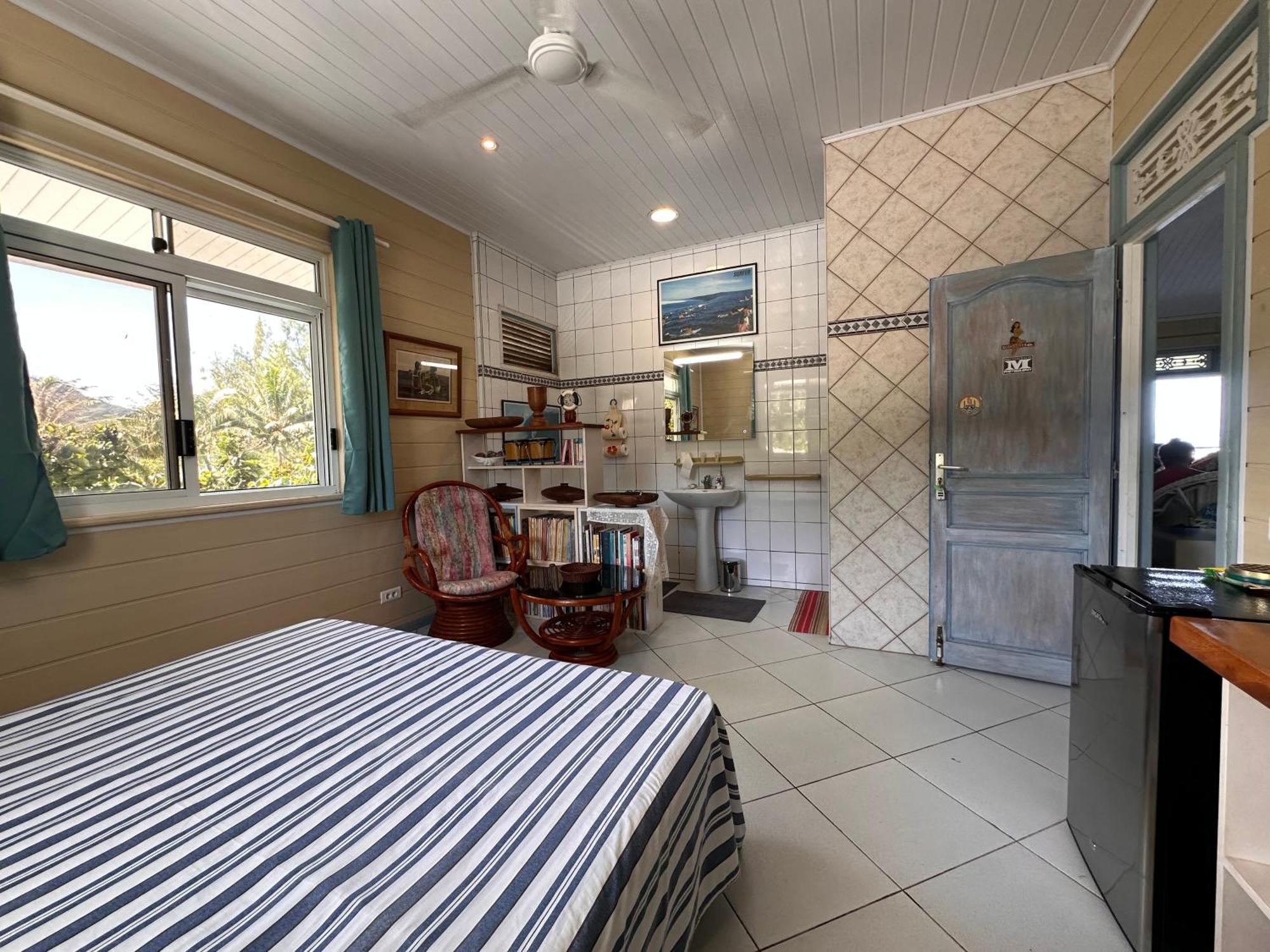 Meri Lodge Huahine « Room Of Marta » Fare Dış mekan fotoğraf